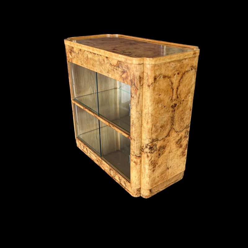 An exceptional and rare Art Deco Drinks/Serving Cabinet by Harry & Lou Epstein