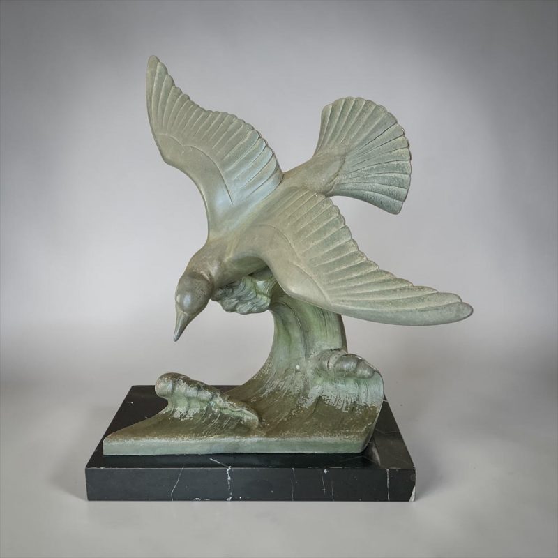 Art Deco Sculpture Of A Seagull