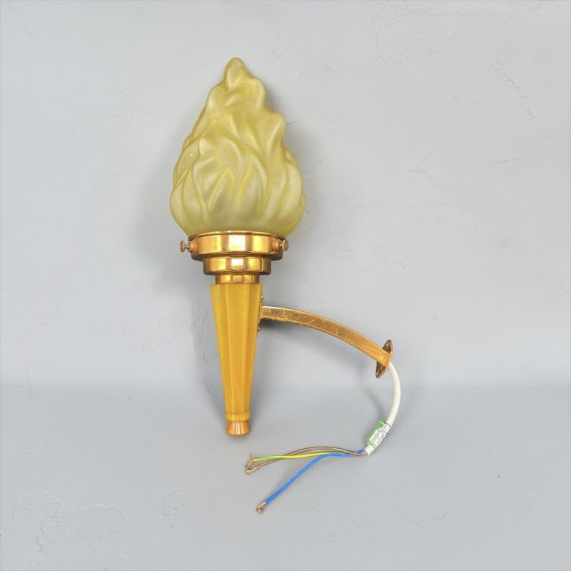 SOLD – Art Deco Wall Light