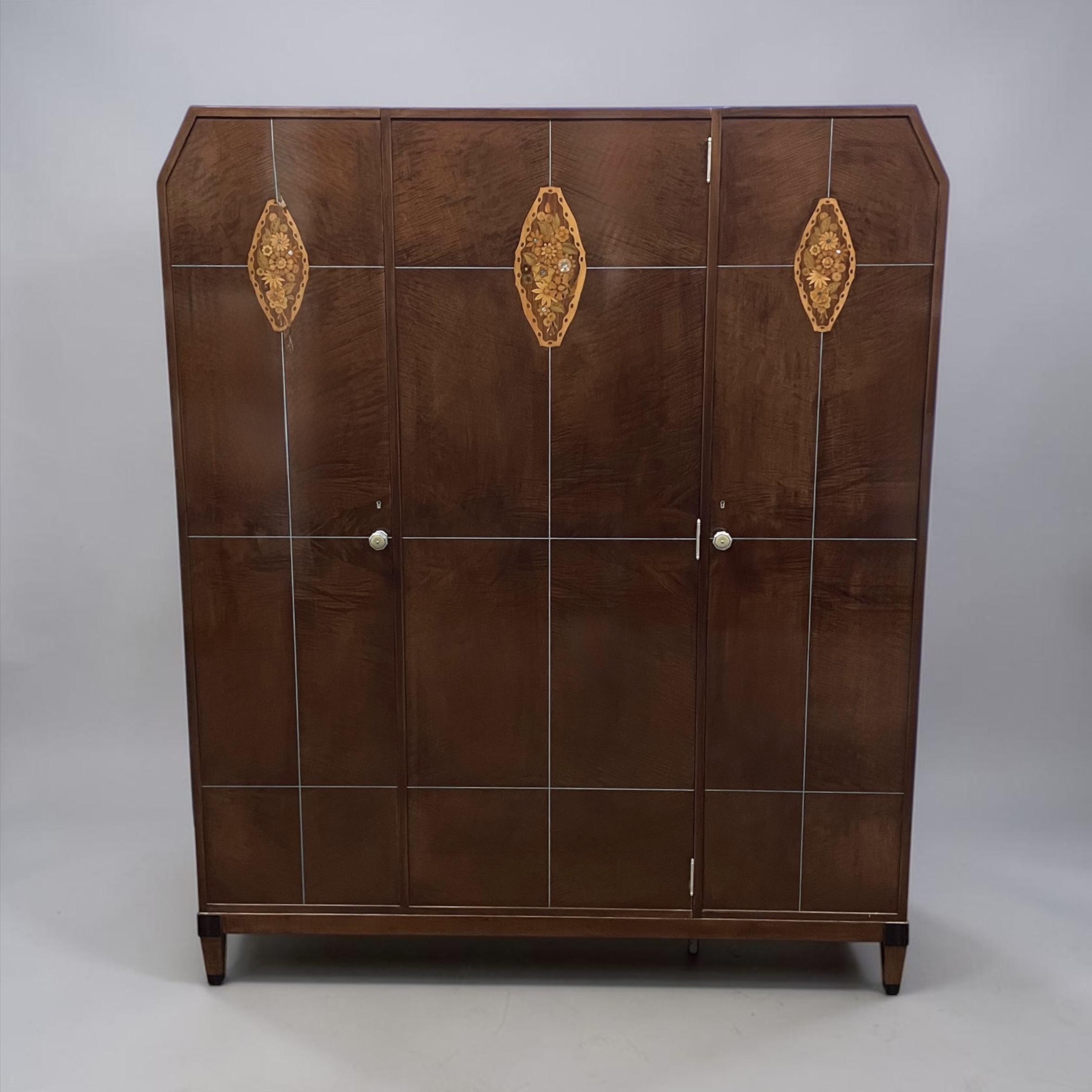 A Fine Art Deco Wardrobe by Bath Cabinet Makers
